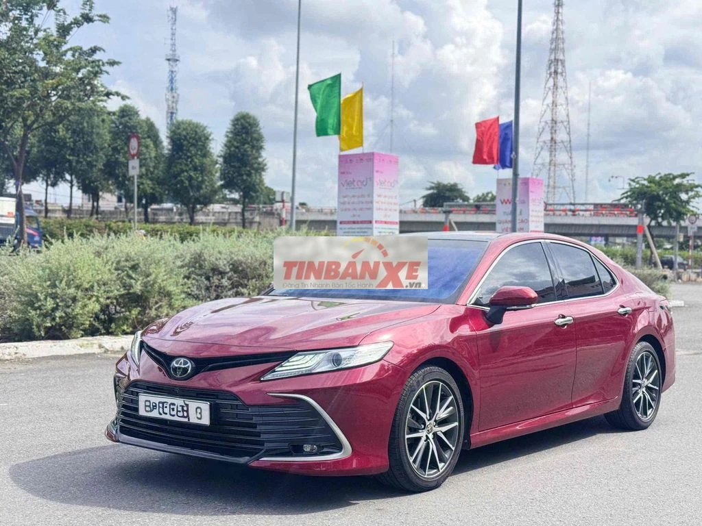 Toyota Camry 2.5Q 2022 Đỏ 66.000km
