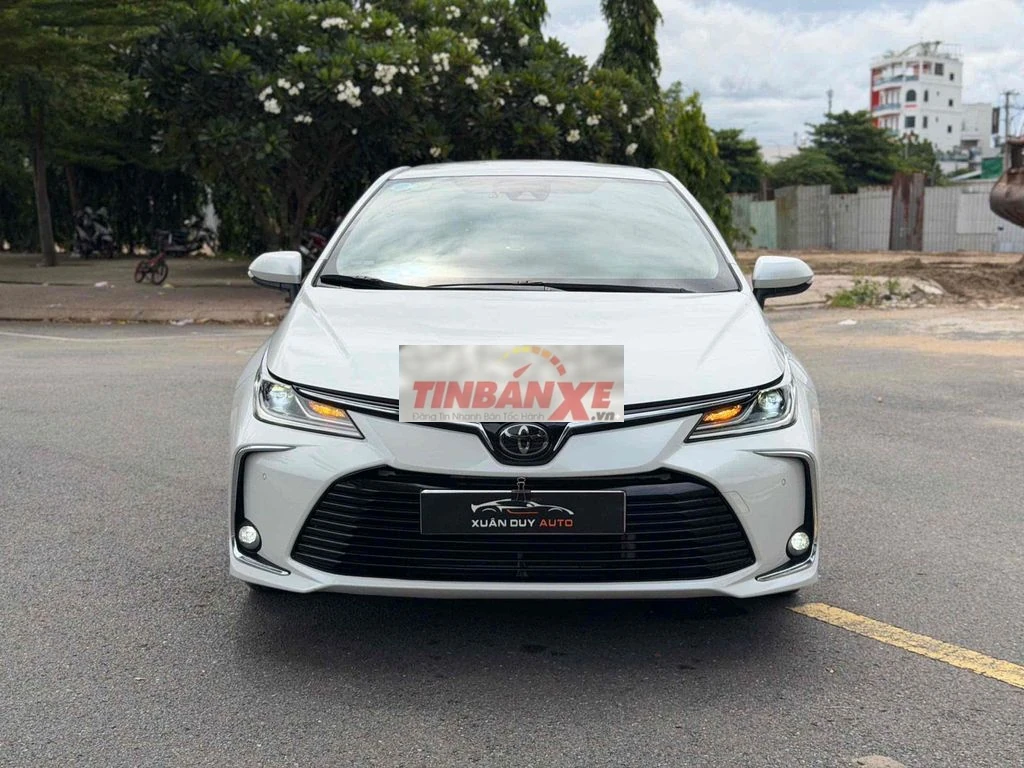 Corola altis 1.8v 2023 lướt 4 vạn , hỗ trợ vay 70%
