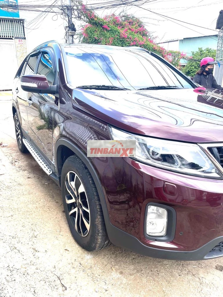 Kia Sorento 2019 2.2D bản full Đỏ đô