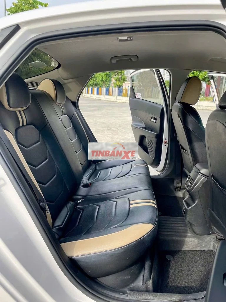 Hyundai Accent 1.5AT 2025 Trắng 30000 km