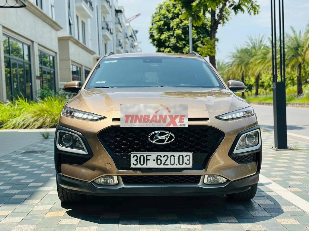 Bán Kona 2.0 tiêu chuẩn đi hơn 8 vạn km ***