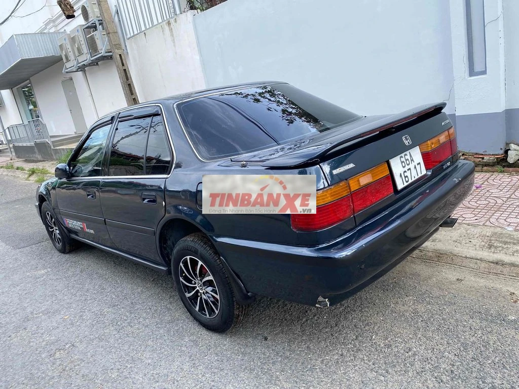 Honda Accord 1990 Số sàn Xanh đen 5 chỗ