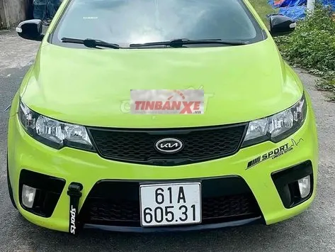 Kia Cerato Xanh nõn chuối Tự động