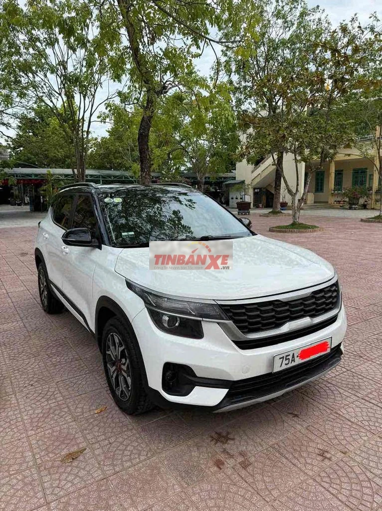 Kia Seltos 2021 Trắng 60000 km