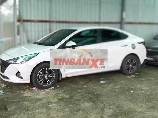 Hyundai Accent 2022 1.4 MT Base Trắng Số sàn