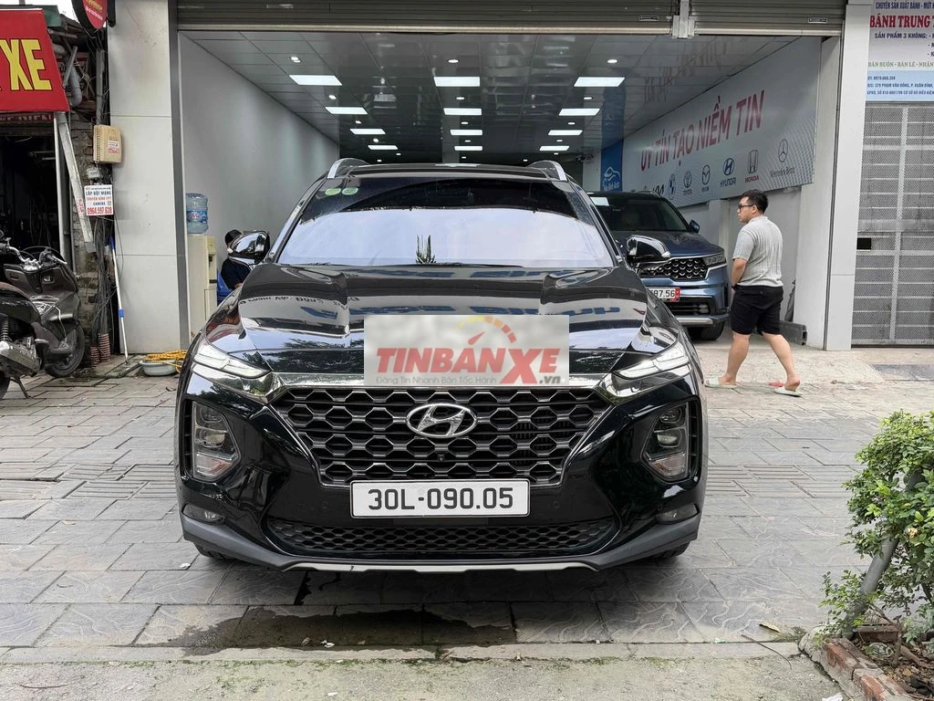 Hyundai Santa Fe 2021 Dầu Đen 7 vạn km