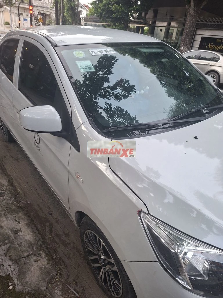 Mitsubishi Attrage 2024 Trắng Số sàn