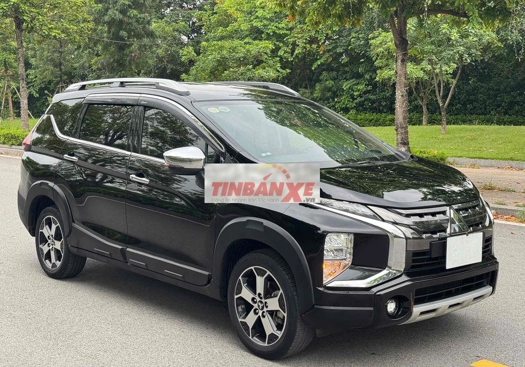 Mitsubishi Xpander Cross Cross cao cấp nhất Đen