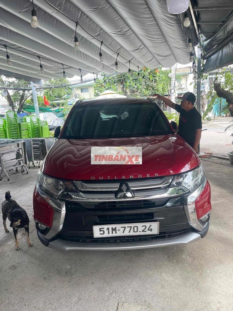 Mitsubishi Outlander 2019 Đỏ