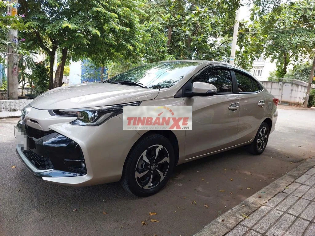 Toyota Vios E 2023 Vàng nhà đi ít