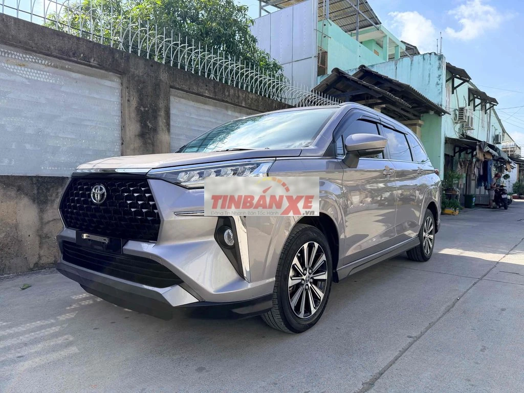 Toyota Veloz Cross 1.5 Tự động 7 chỗ sx 2024