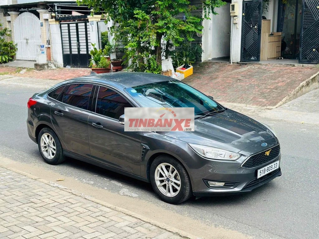 Ford Focus 2017 Xám 110.000 km Tự động