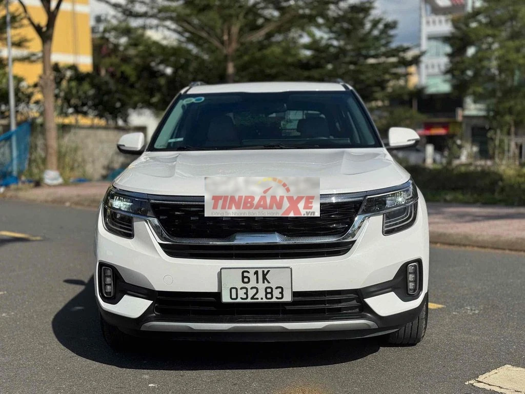 Kia Seltos 1.6 premium 2022 lướt 2 vạn hỗ trợ vay