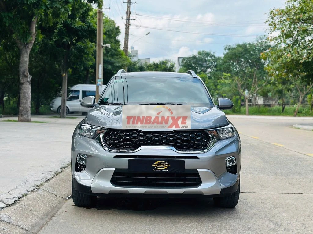 Kia Sonet 2024 Deluxe Xám 22.000 km