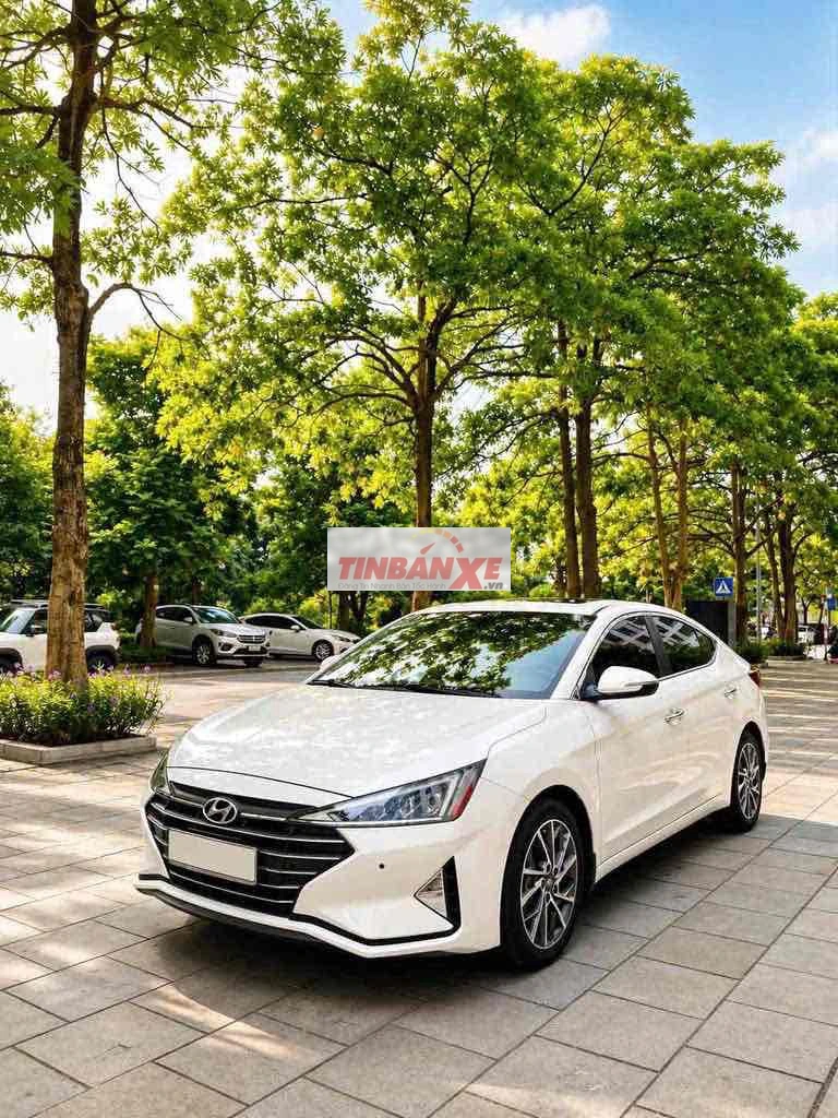 Hyundai Elantra 2.0 GLS 2019 Tự động Trắng 60258km