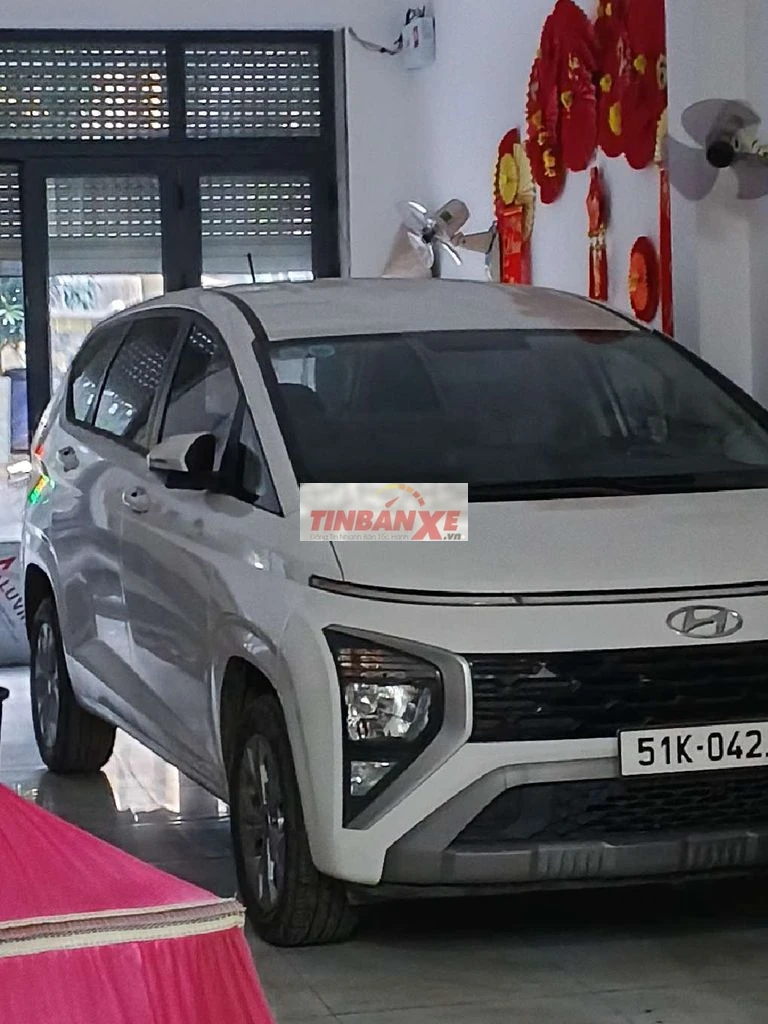 Hyundai Stargazer Tiêu chuẩn 2024 Trắng 31k km