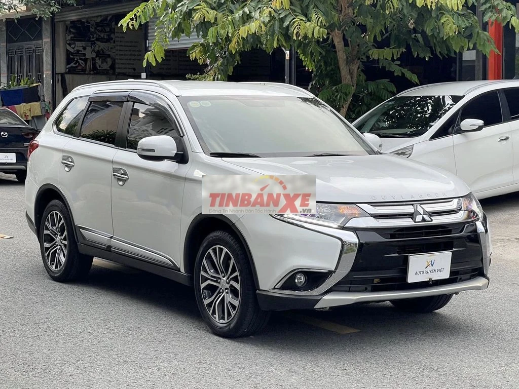 Mitsubishi Outlander 2.0 CVT 2019 Trắng Tự động