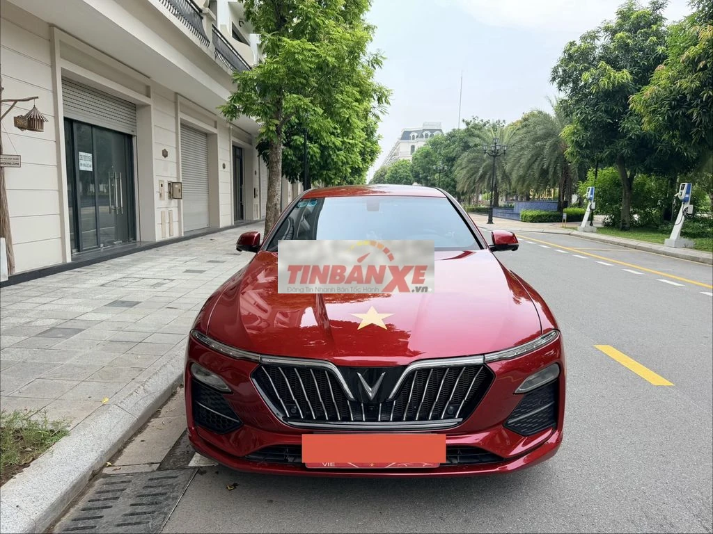 Chính chủ bán Vinfast LuxA 2.0 Plus 2022 Đỏ-Nâu