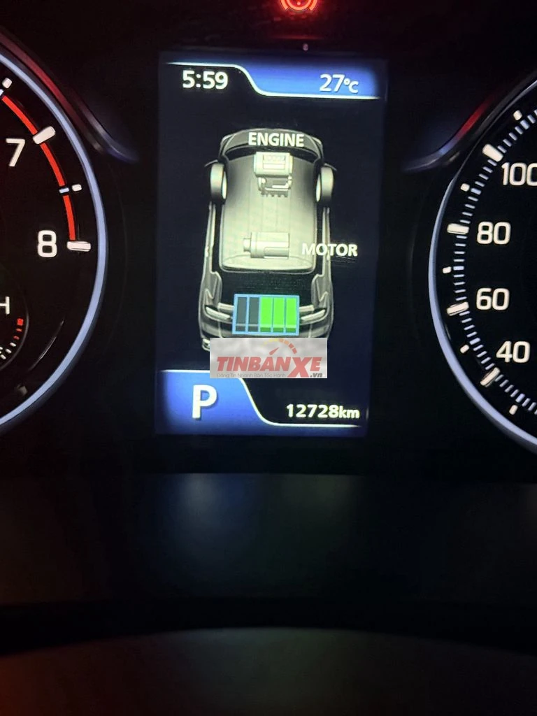 Suzuki Ertiga Hybrid 2022 Số tự động 12728 km