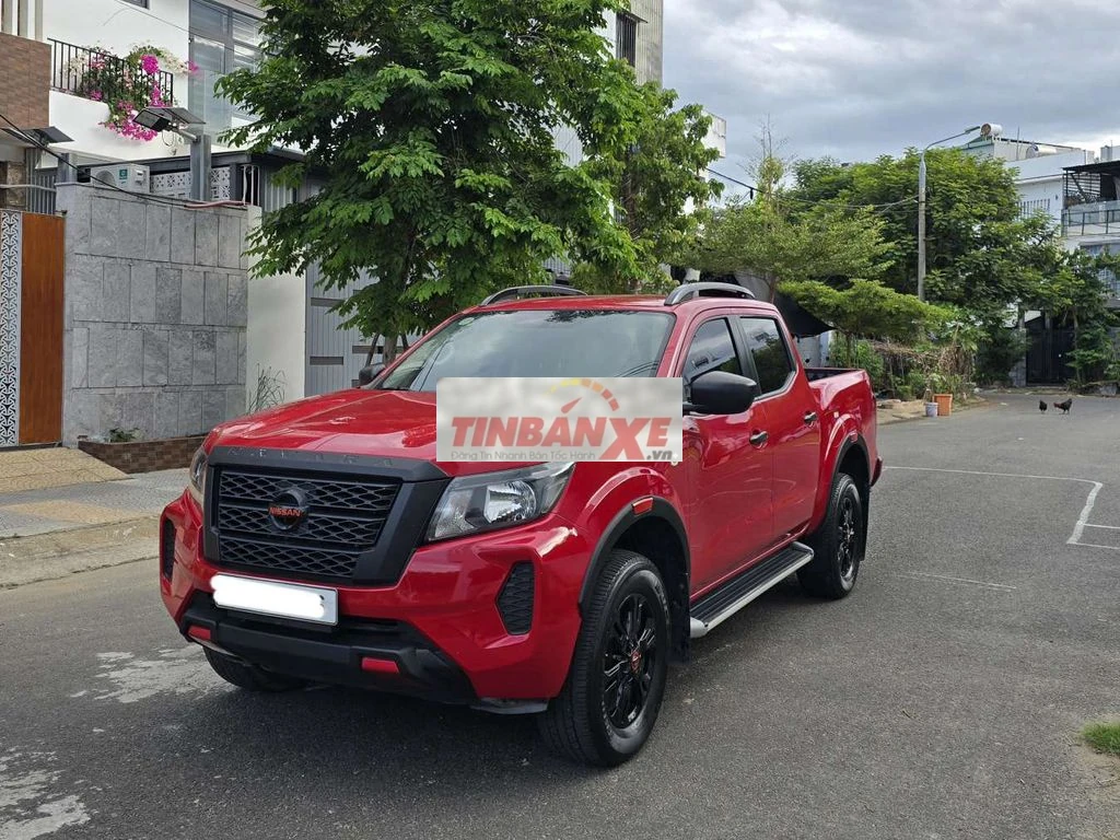 Nissan Navara 2023 Đỏ 80000 km