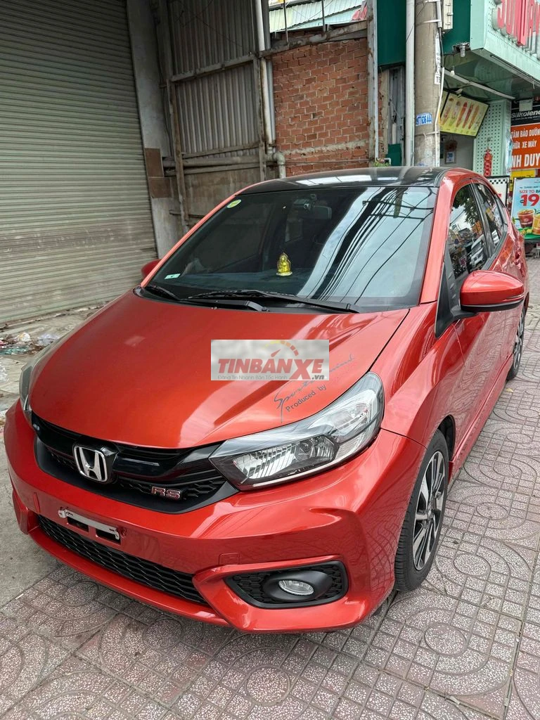 Honda Brio RS Cam Thể thao