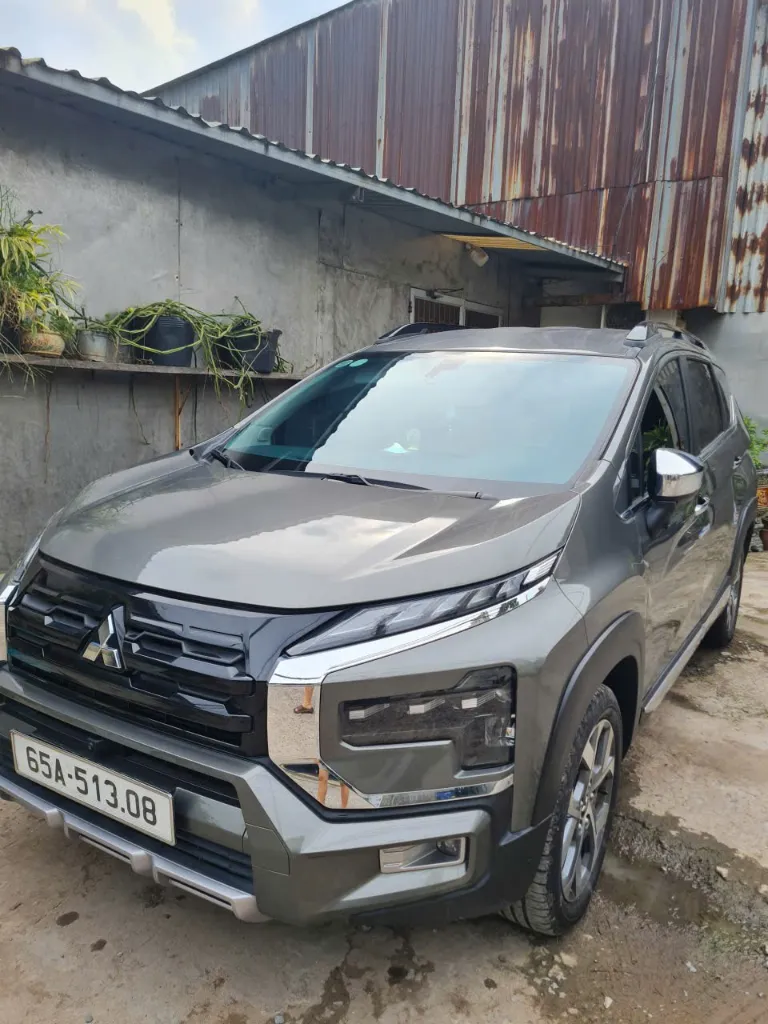 Xe cá nhân 7 chỗ