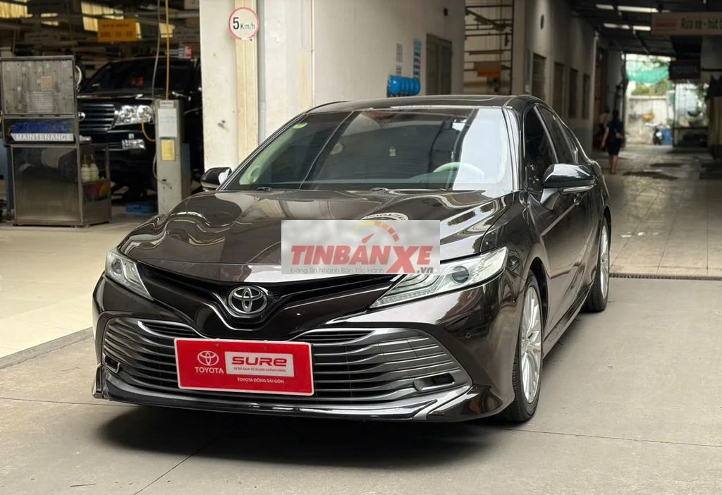 Toyota Camry 2.5Q 2019 Nâu 76.000 km