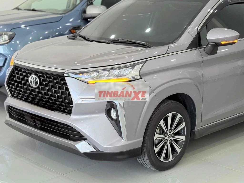 Toyota Veloz Cross 2023 Bạc 59.000km
