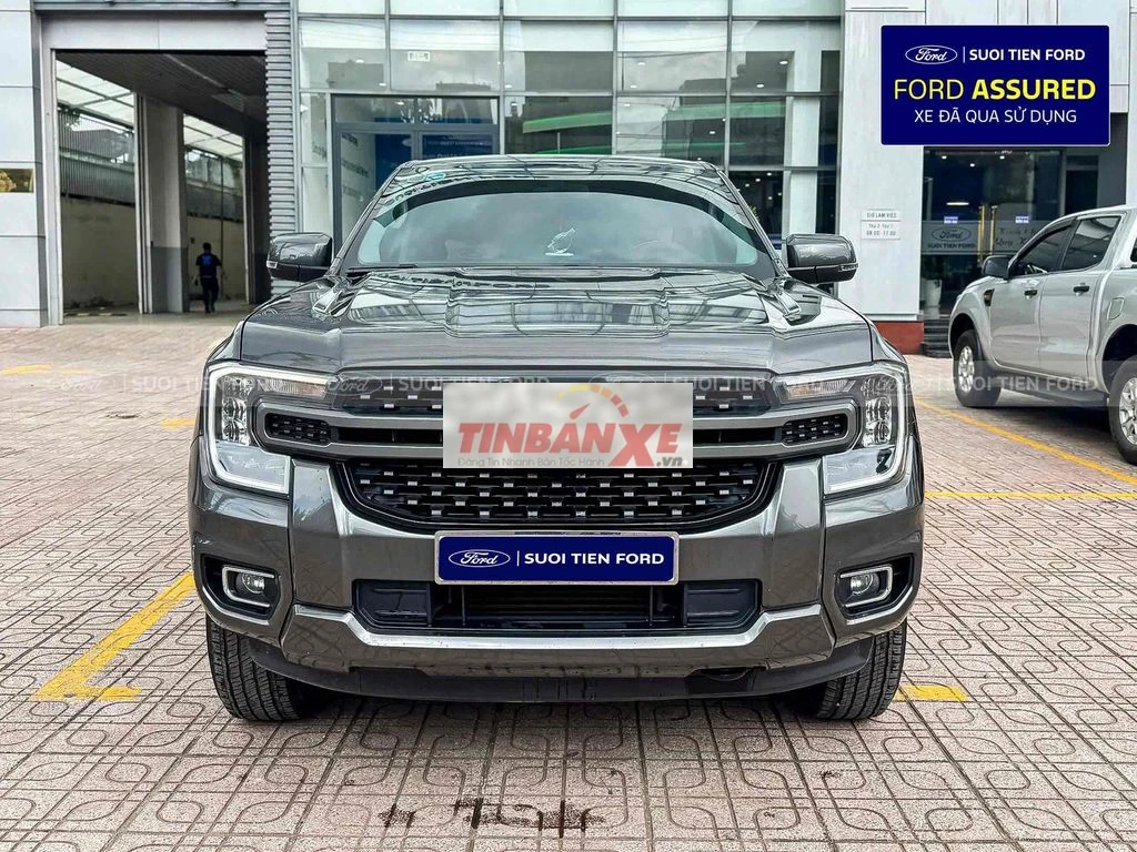 Ford Ranger XLS 4x2 AT 2024 Ghi Xám 43.000 km
