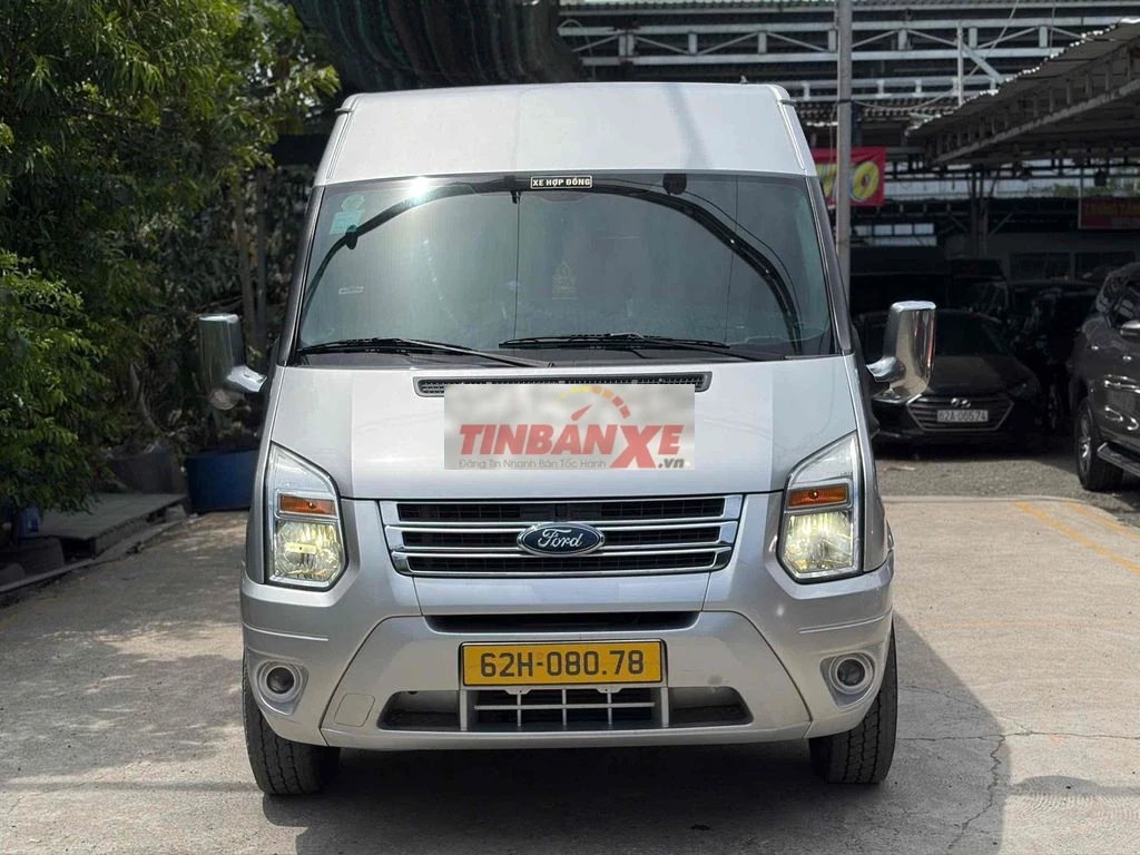 Trainsit 2019 ghế âu ,karaoke máy zin chở học sinh