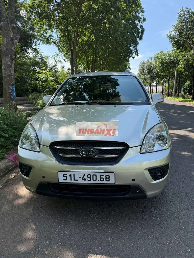 Kia Carens 2010 Vàng cát TPHCM