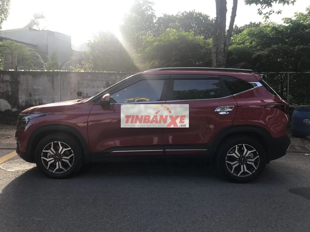 Kia Seltos Premium 1.4T 2023 Đỏ 22.000 km