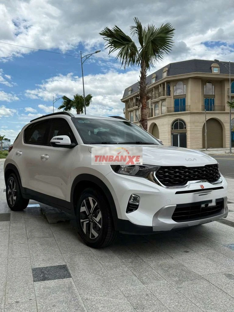 KIA Sonet Deluxe 2022 Trắng