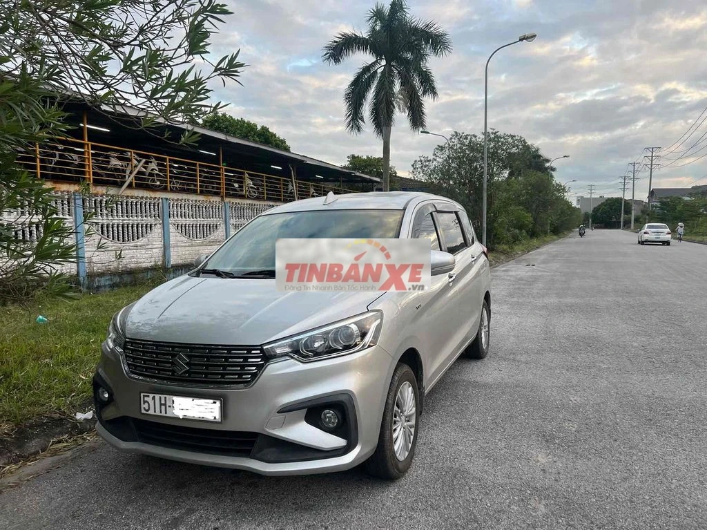Suzuki Ertiga GLX 1.5AT 2019 Trắng 7 chỗ