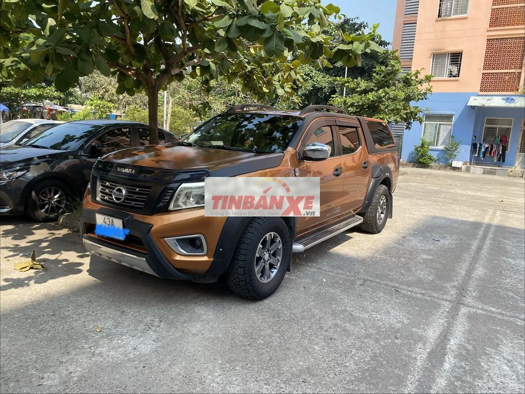 Nissan Navara 2015 Số sàn Nâu