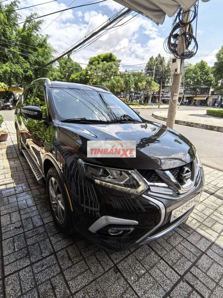 Nissan X-Trail 2019 Xanh đen xe gia đình đẹp