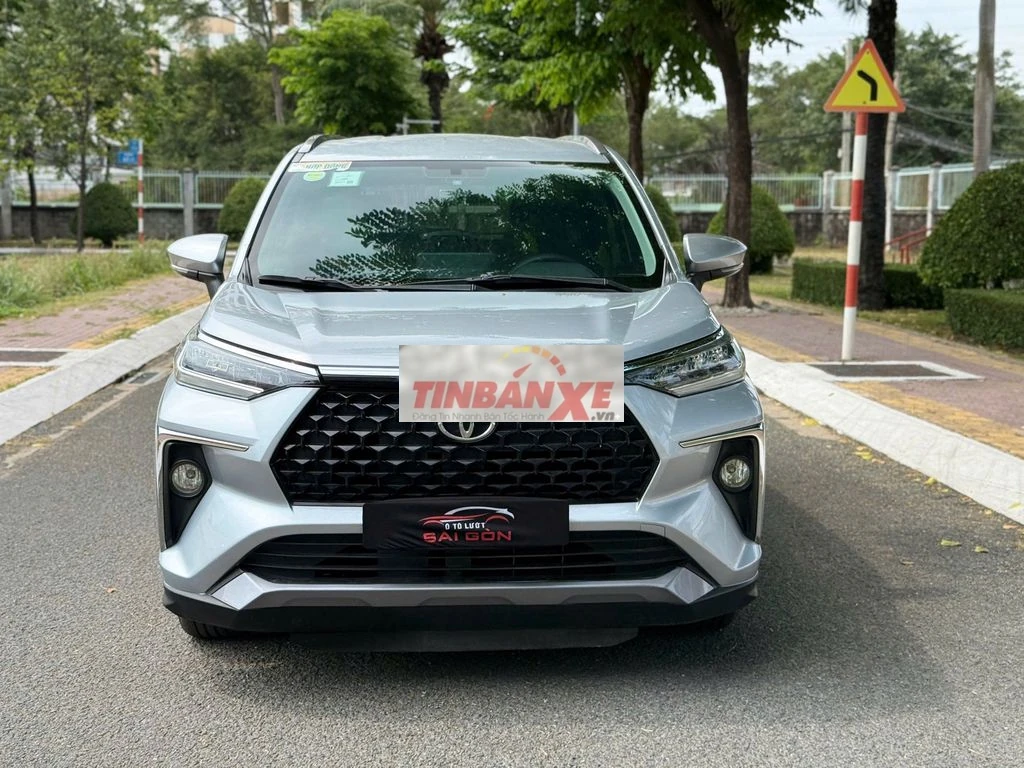Toyota Veloz 2022 Tự động Bạc