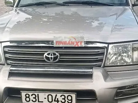 Toyota Land Cruiser 2004 Vàng cát 8 chỗ