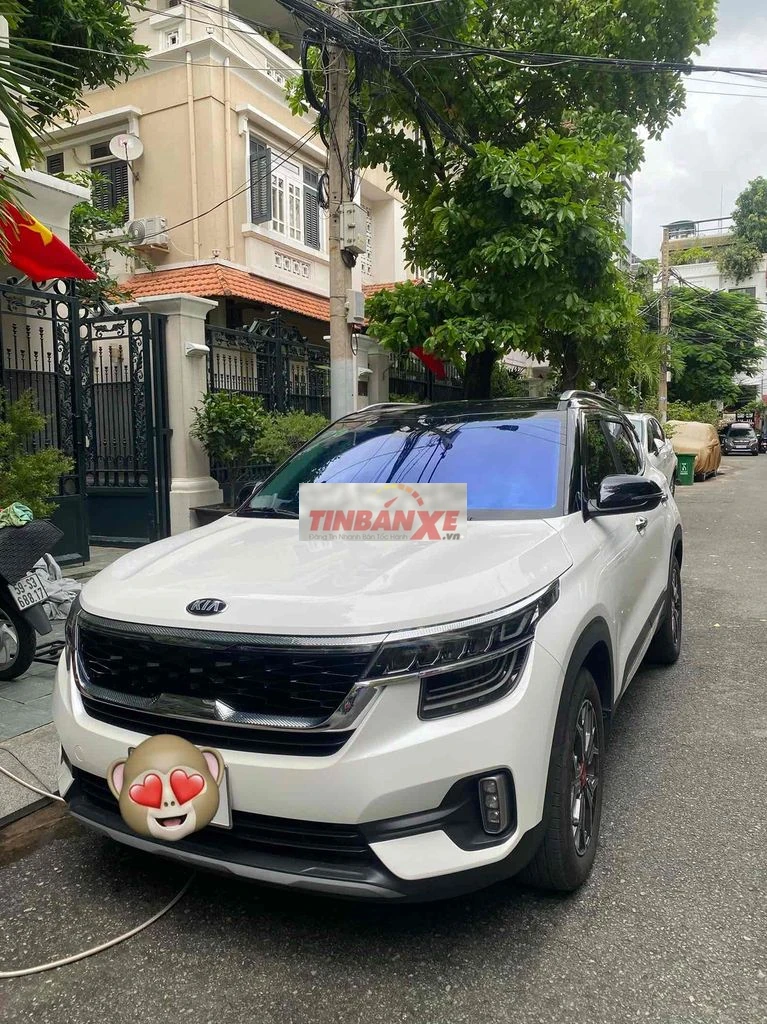 KIA Seltos 1.4 Premium 2021 Trắng đen