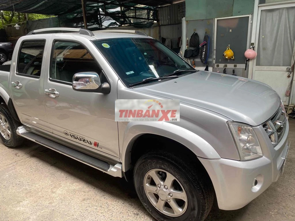 Isuzu D-Max Số tự động Bạc 5 chỗ