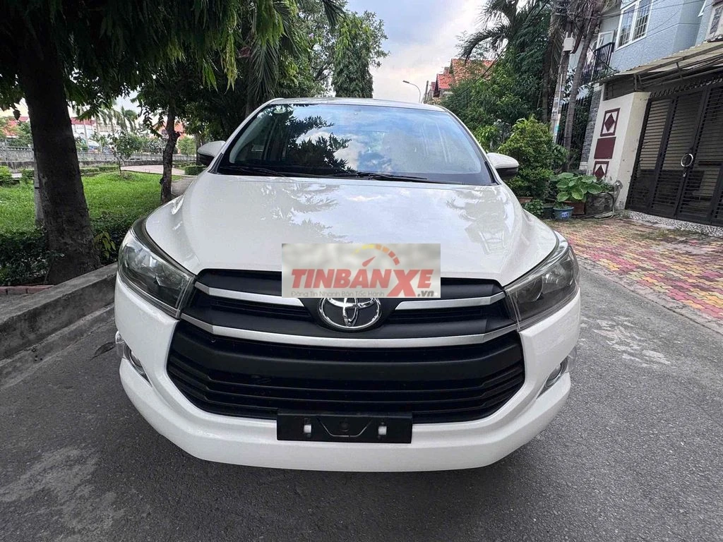 Toyota Innova E 2018