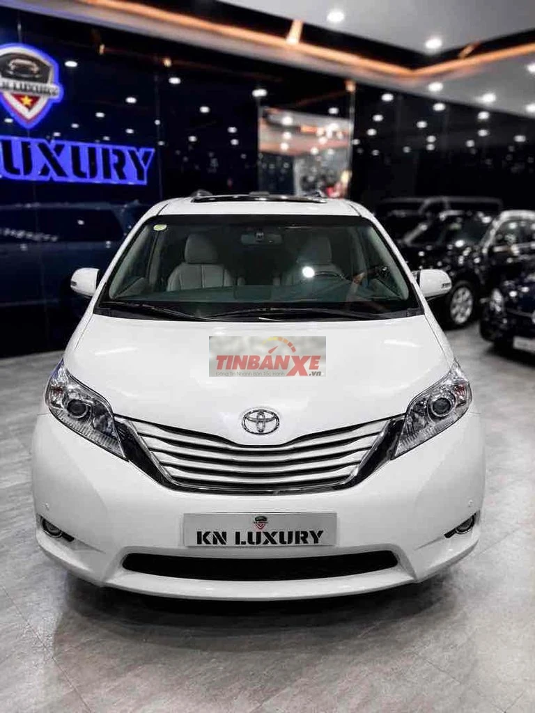 Toyota Sienna Limited AWD 2015 Trắng