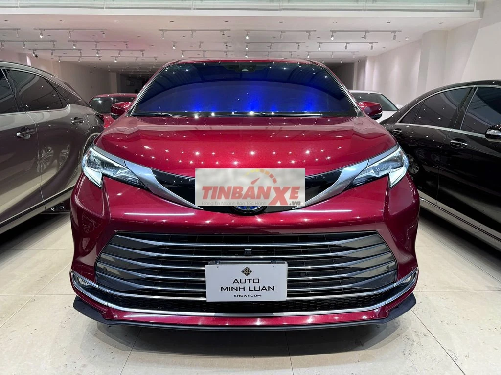 Toyota Sienna 2021 2.5 Premium Hybrid AWD Đỏ ruby