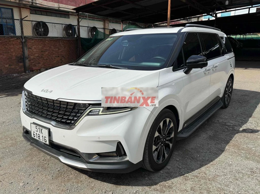 Kia Carnival Signature 2022 Dầu 100.000 km Trắng