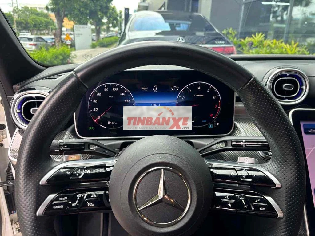 Mercedes-Benz C300 Trắng 5 chỗ