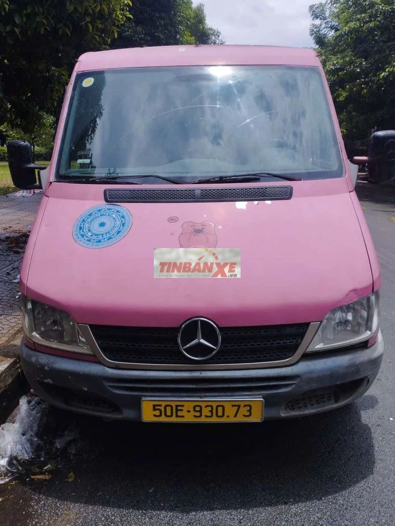 Mercedes-Benz Sprinter Van 2005 6 chỗ