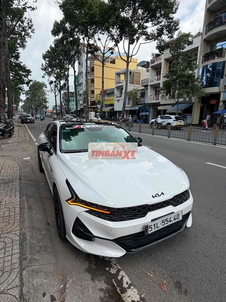 KIA K5 Premium 2022 Trắng 33k km