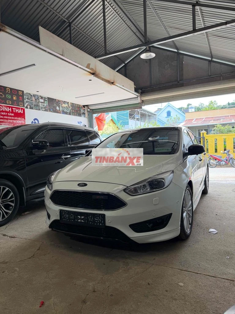 Ford Focus Sport 2019 Trắng 68442 km