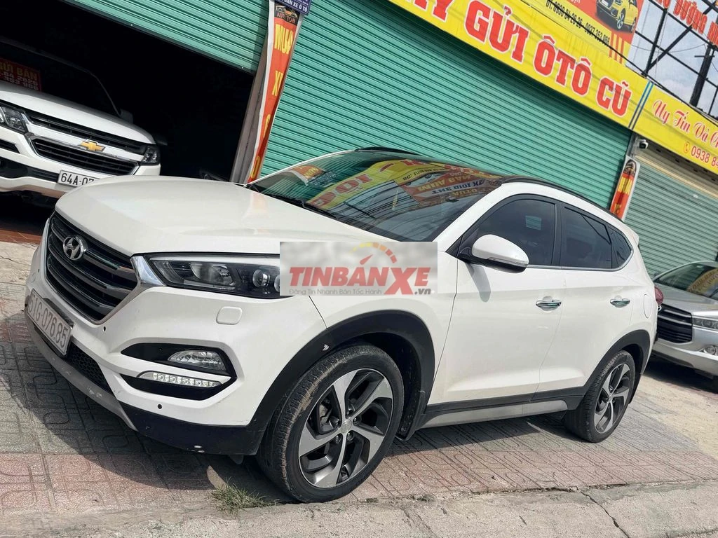 Hyundai Tucson 2018 1.6 tubor xăng cao cấp đẹp rẻ