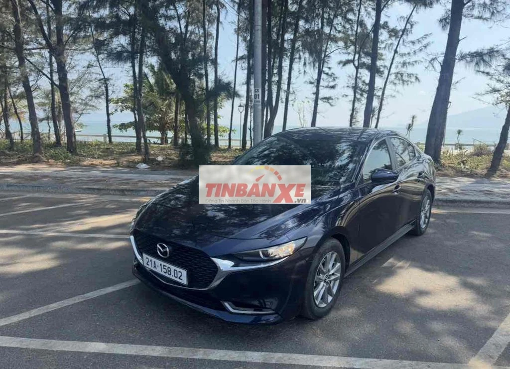 Mazda 3 Luxury 2023 Xanh cavansite Chạy 3 Vạn